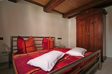 Germania Privát Erfurt, Esterno